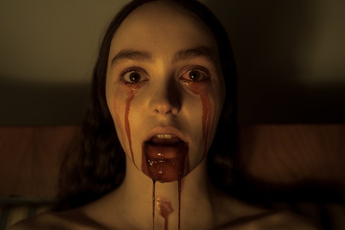 4193_D202_00232_R Lily-Rose Depp stars as Ellen Hutter in director Robert Eggers’ NOSFERATU, a Focus Features release. Credit: Aidan Monaghan / © 2024 FOCUS FEATURES LLC