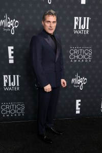 Rufus Sewell at the 30th Annual Critics Choice Awards held at The Barker Hangar on February 7, 2025 in Santa Monica, California.