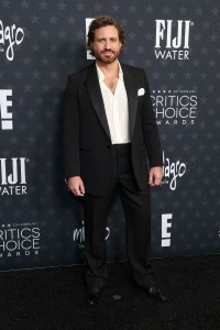 Édgar Ramírez at the 30th Annual Critics Choice Awards held at The Barker Hangar on February 7, 2025 in Santa Monica, California.